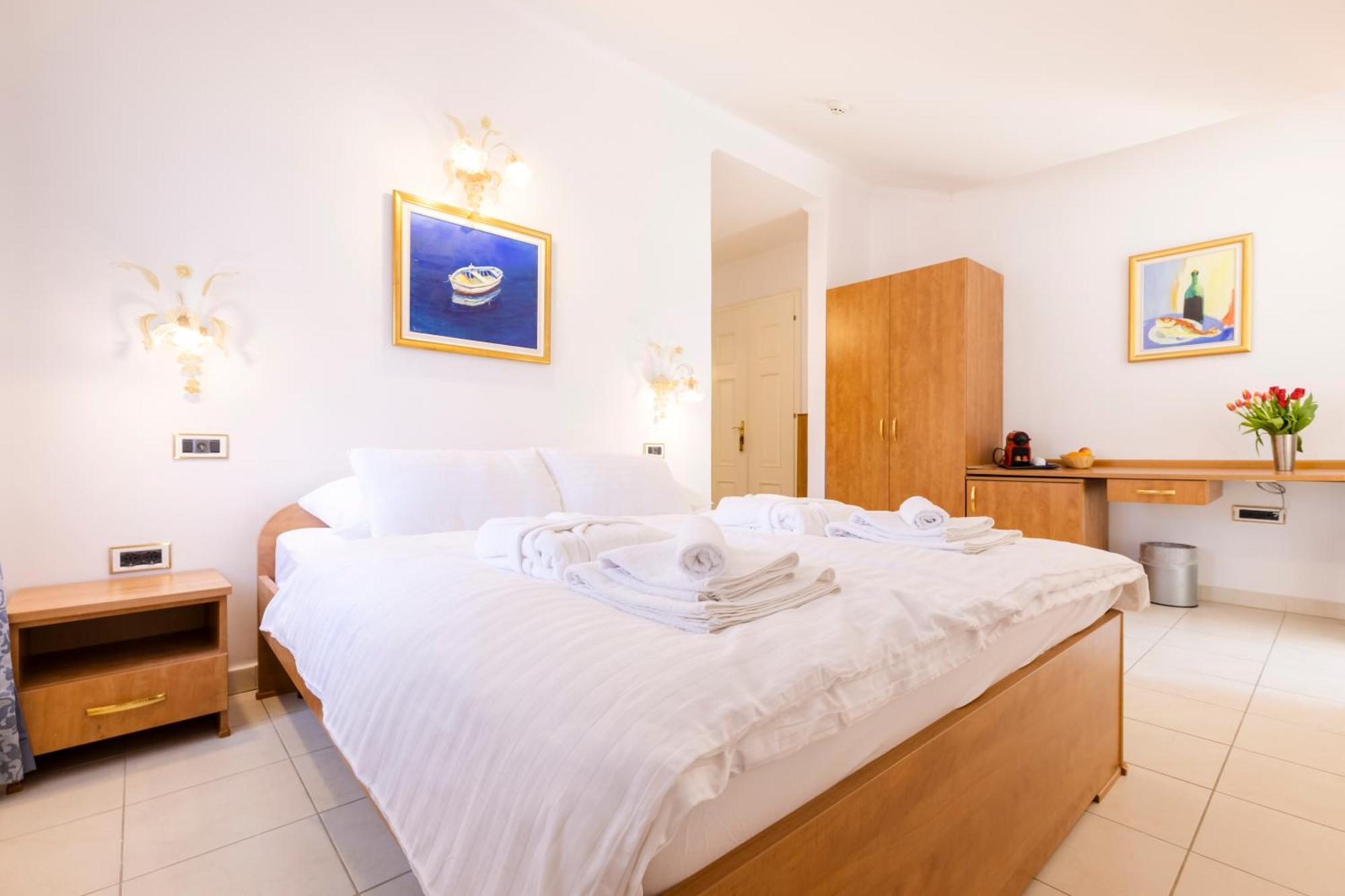 Villa Cassia Mali Lošinj Exterior foto