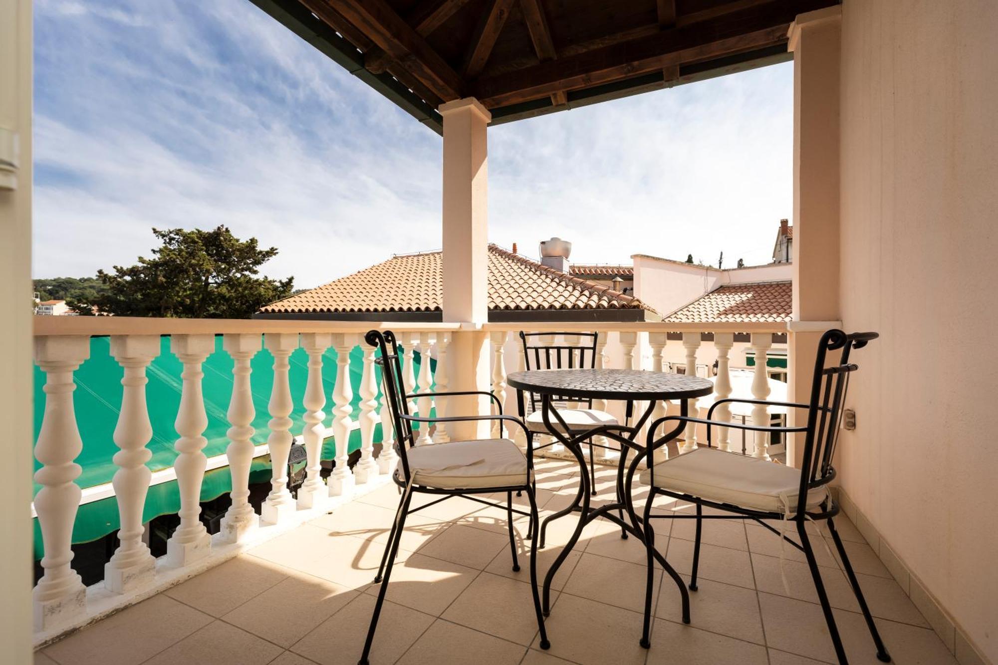 Villa Cassia Mali Lošinj Exterior foto