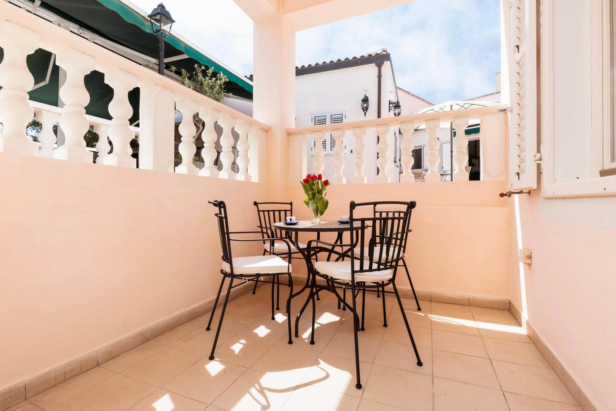 Villa Cassia Mali Lošinj Exterior foto